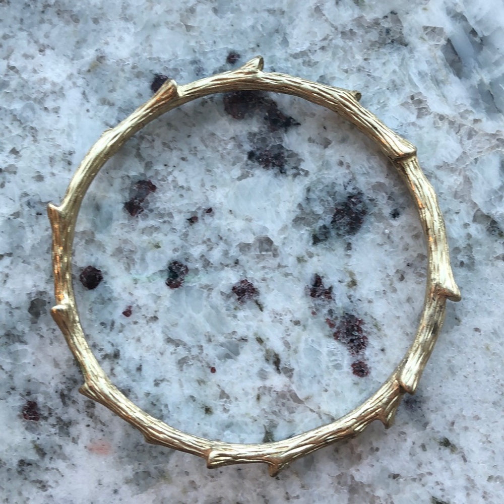 Lia Sophia child coral bangle